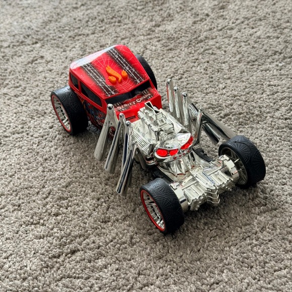 Hot Wheels Street Creeper Toy State Red Spider Motorized Lights Sounds Car Toy - Picture 3 of 11